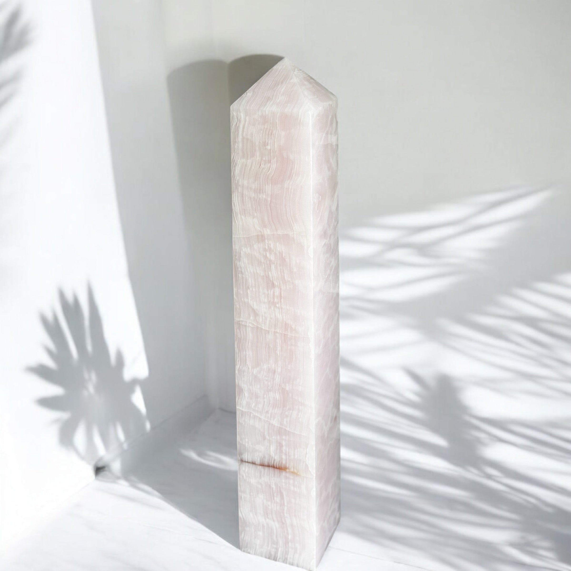 Mangano Calcit Obelisk XL 48kg