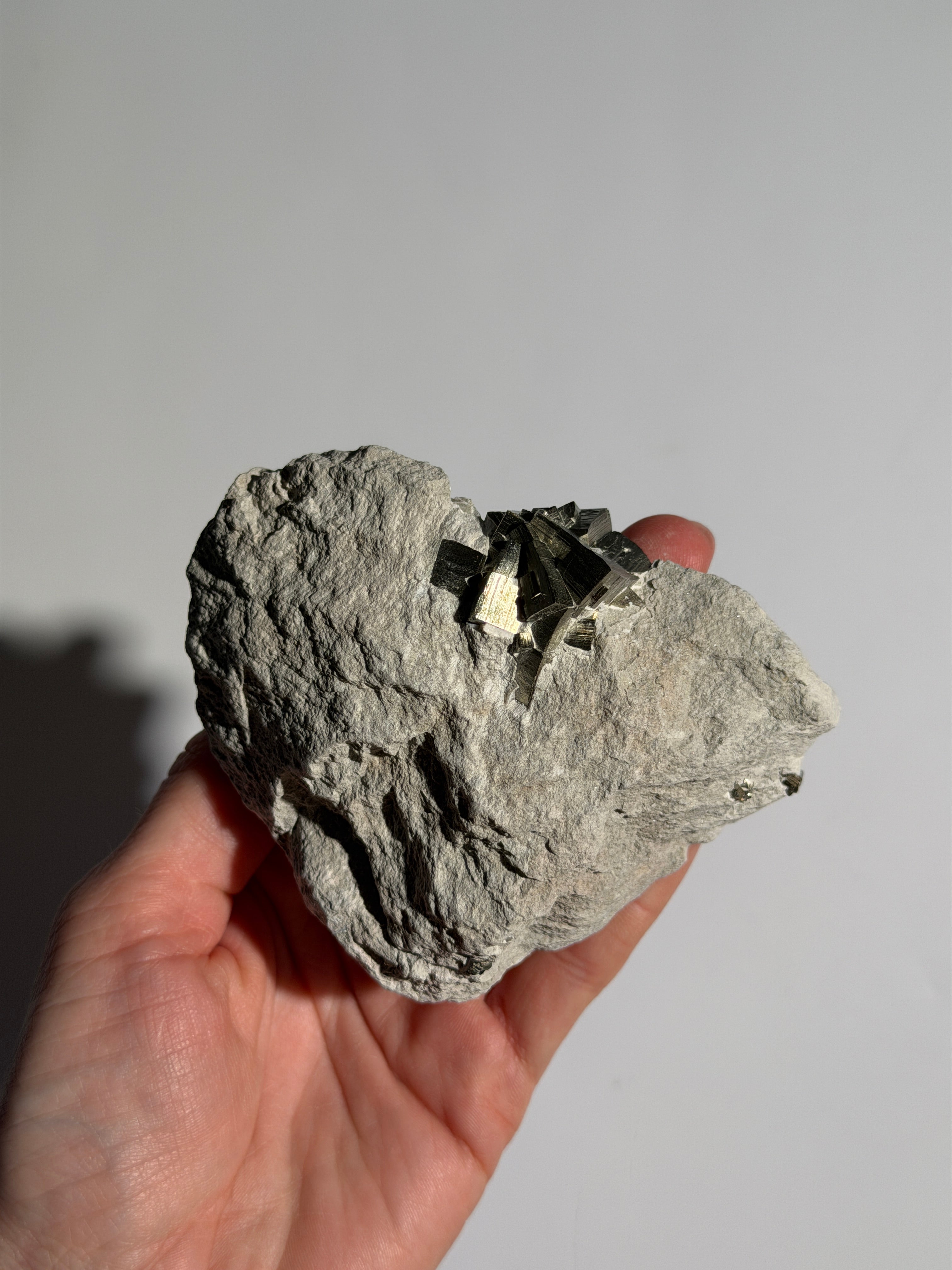 Pyrit Cluster | handmined | Matrix