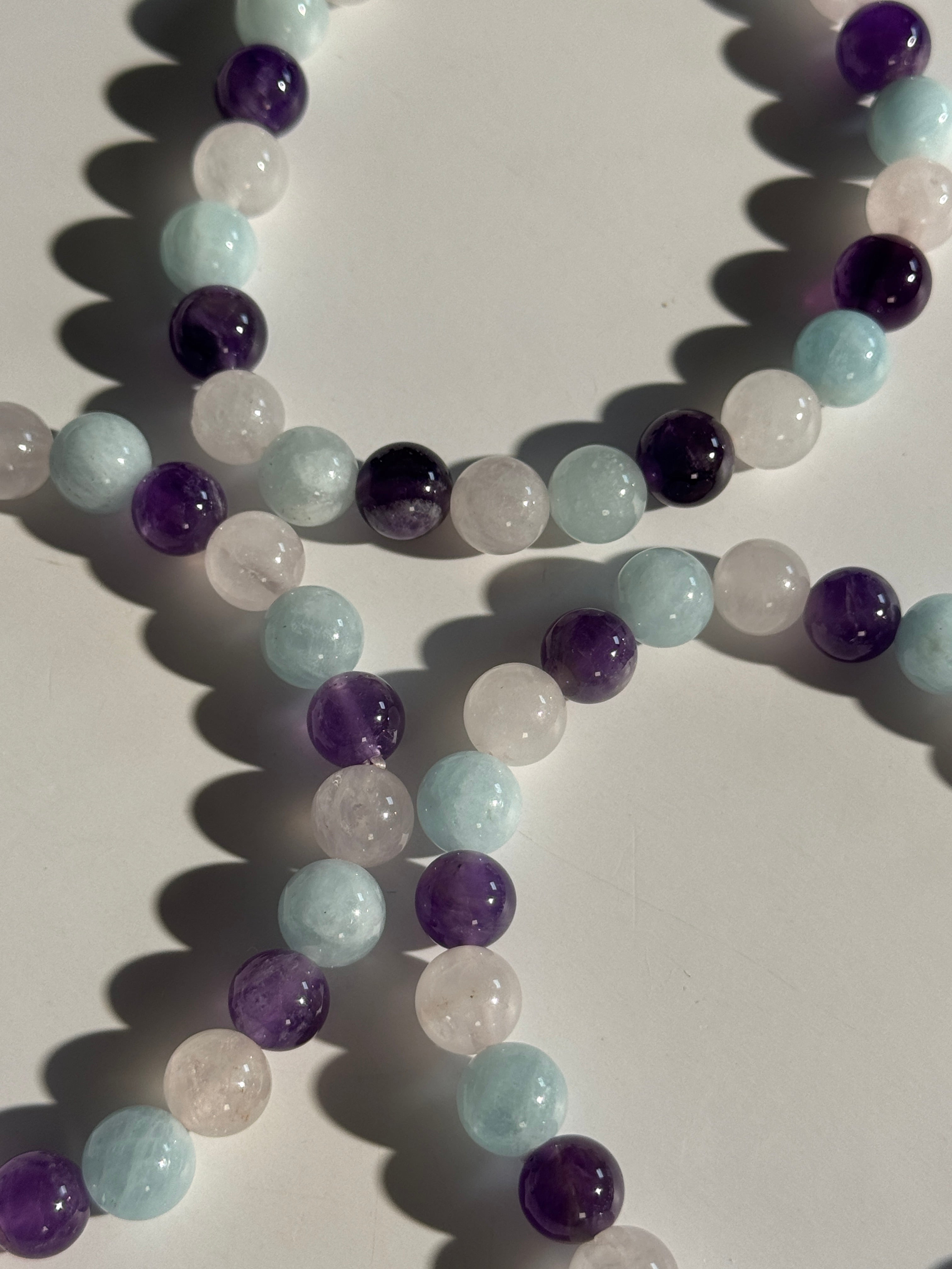 Edelsteintrio mit Aquamarin Kugelarmband