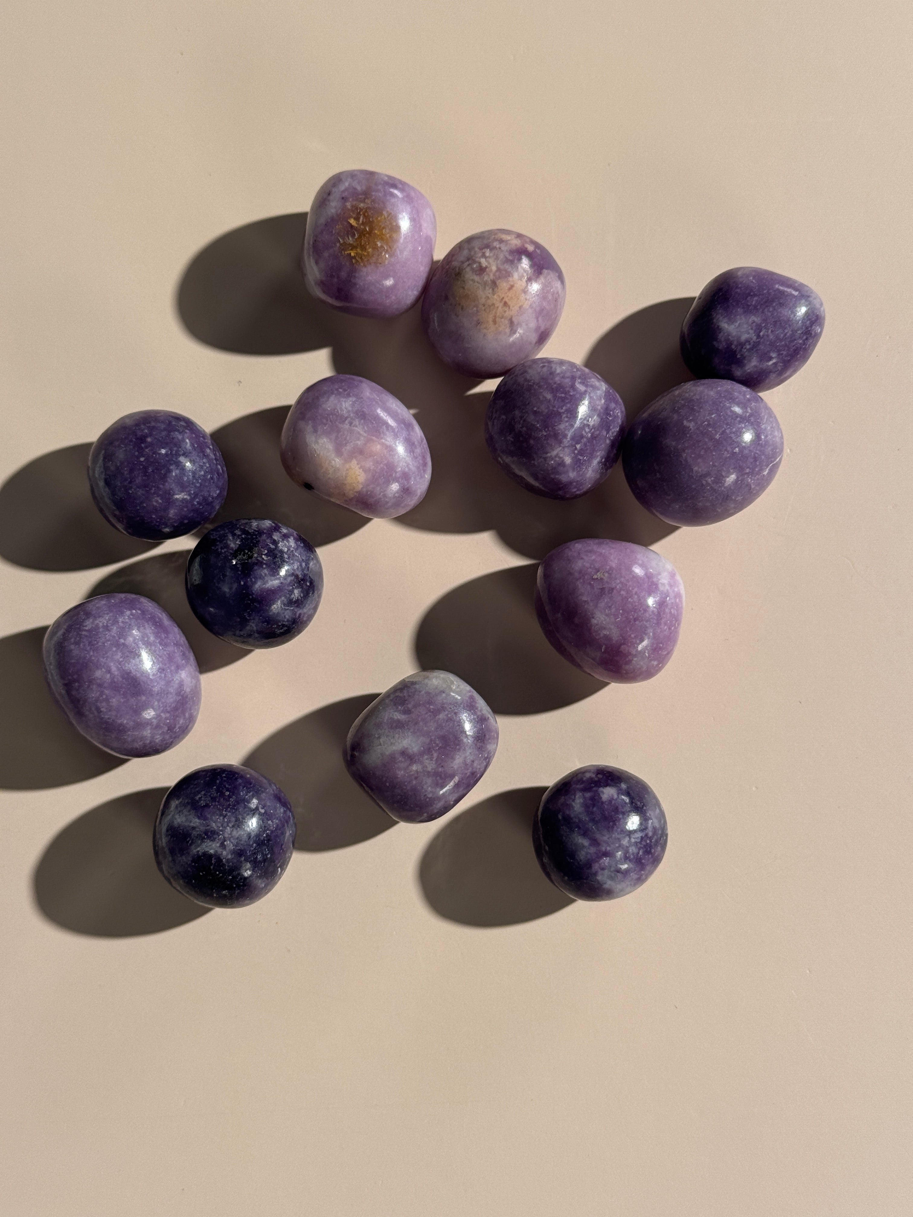Lepidolit Trommelstein