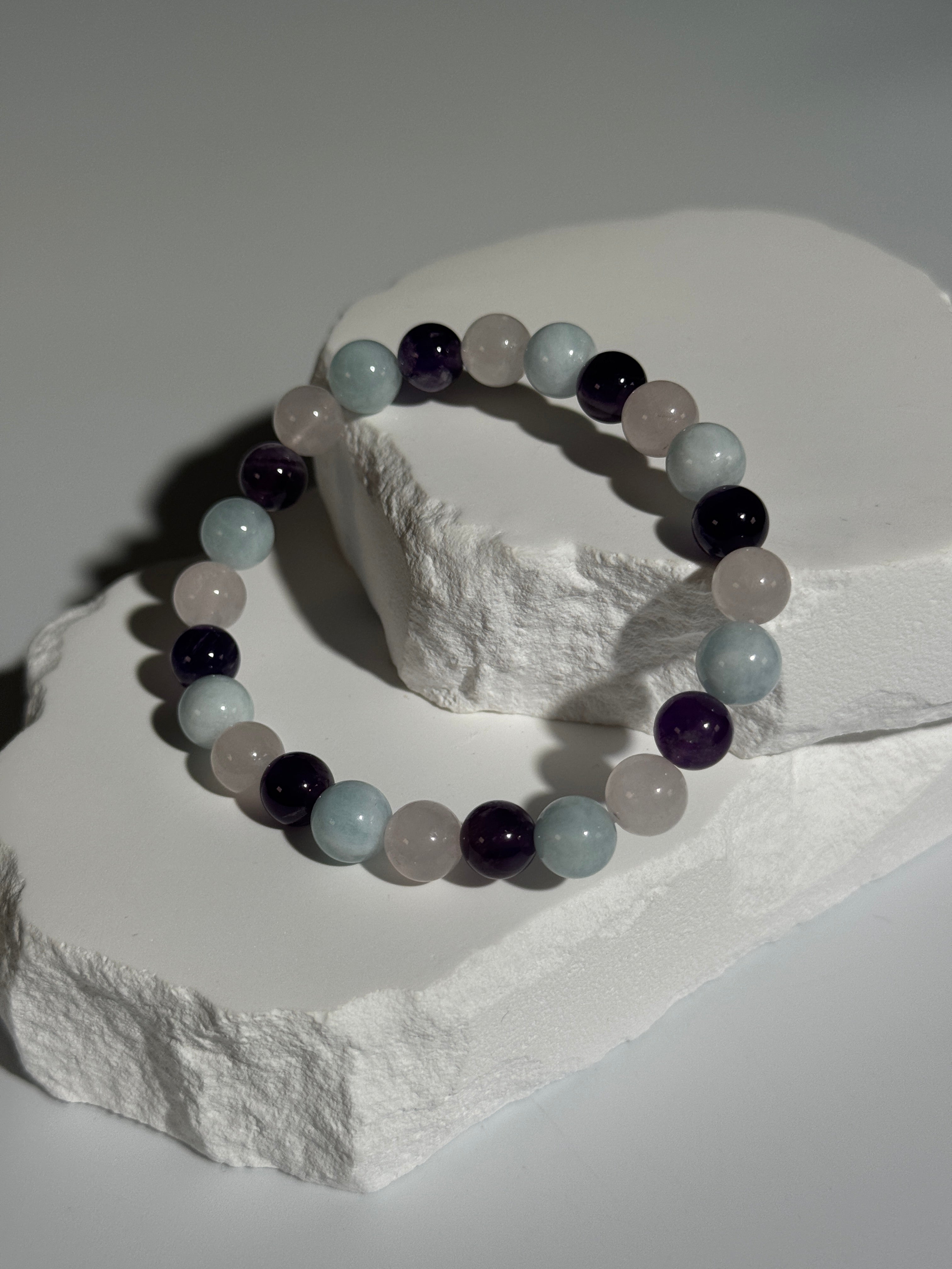 Edelsteintrio mit Aquamarin Kugelarmband