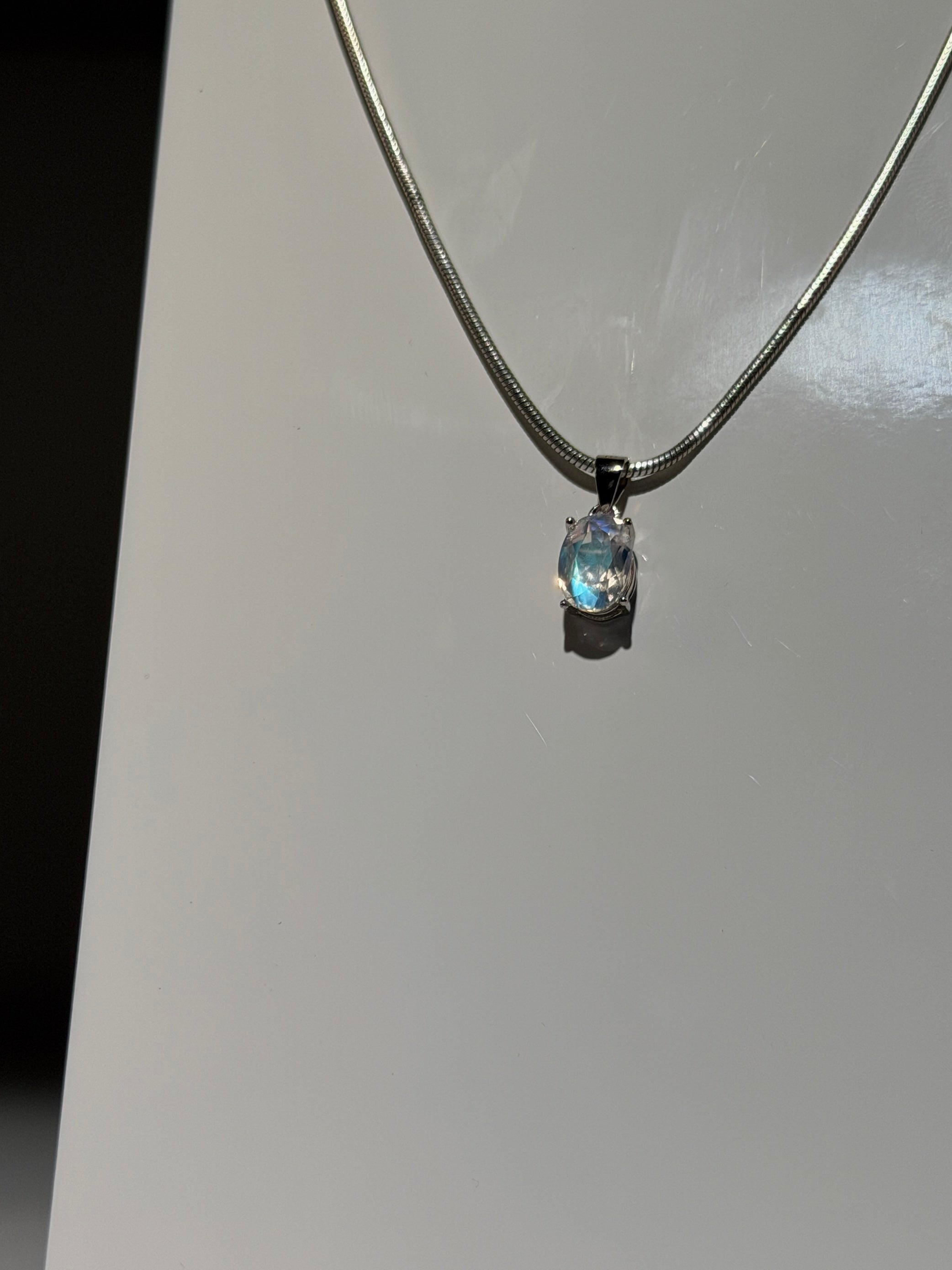 Madagaskar Mondstein Anhänger | Oval | 4