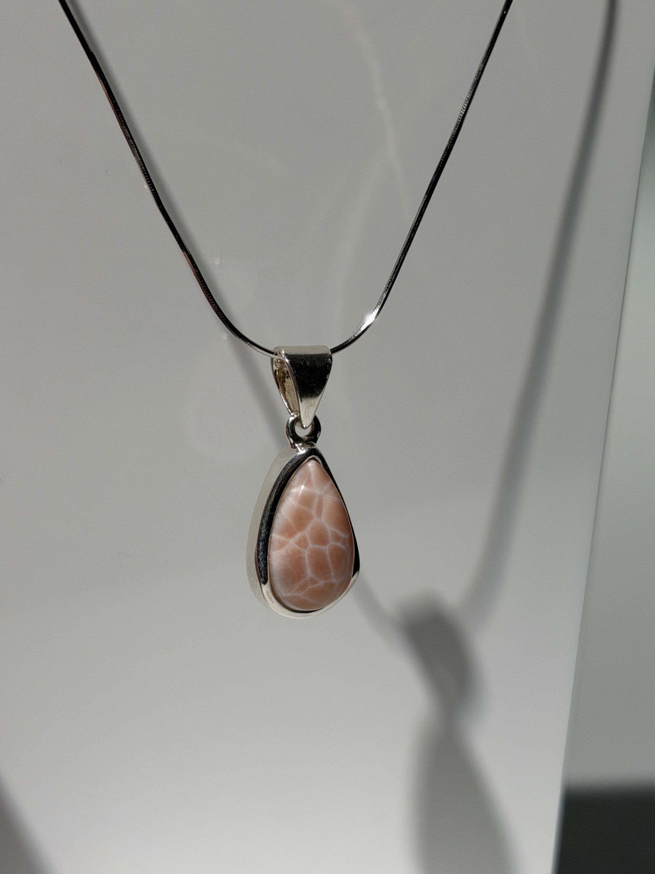 Pink Larimar / Natrolith Anhänger | High Quality | 925 Sterling Silber