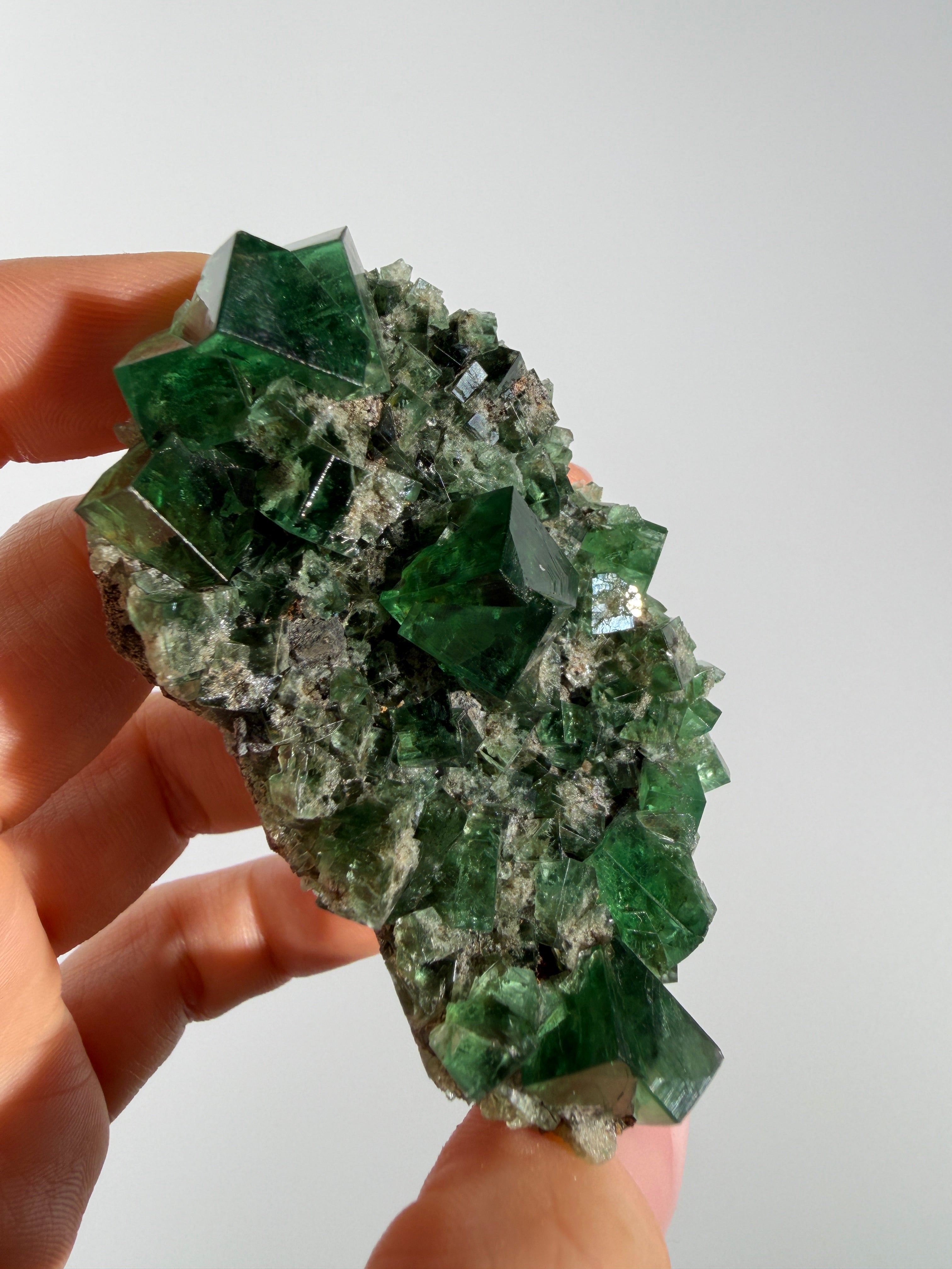 Farbwechsel Fluorit Cluster | Pyjama Pocket