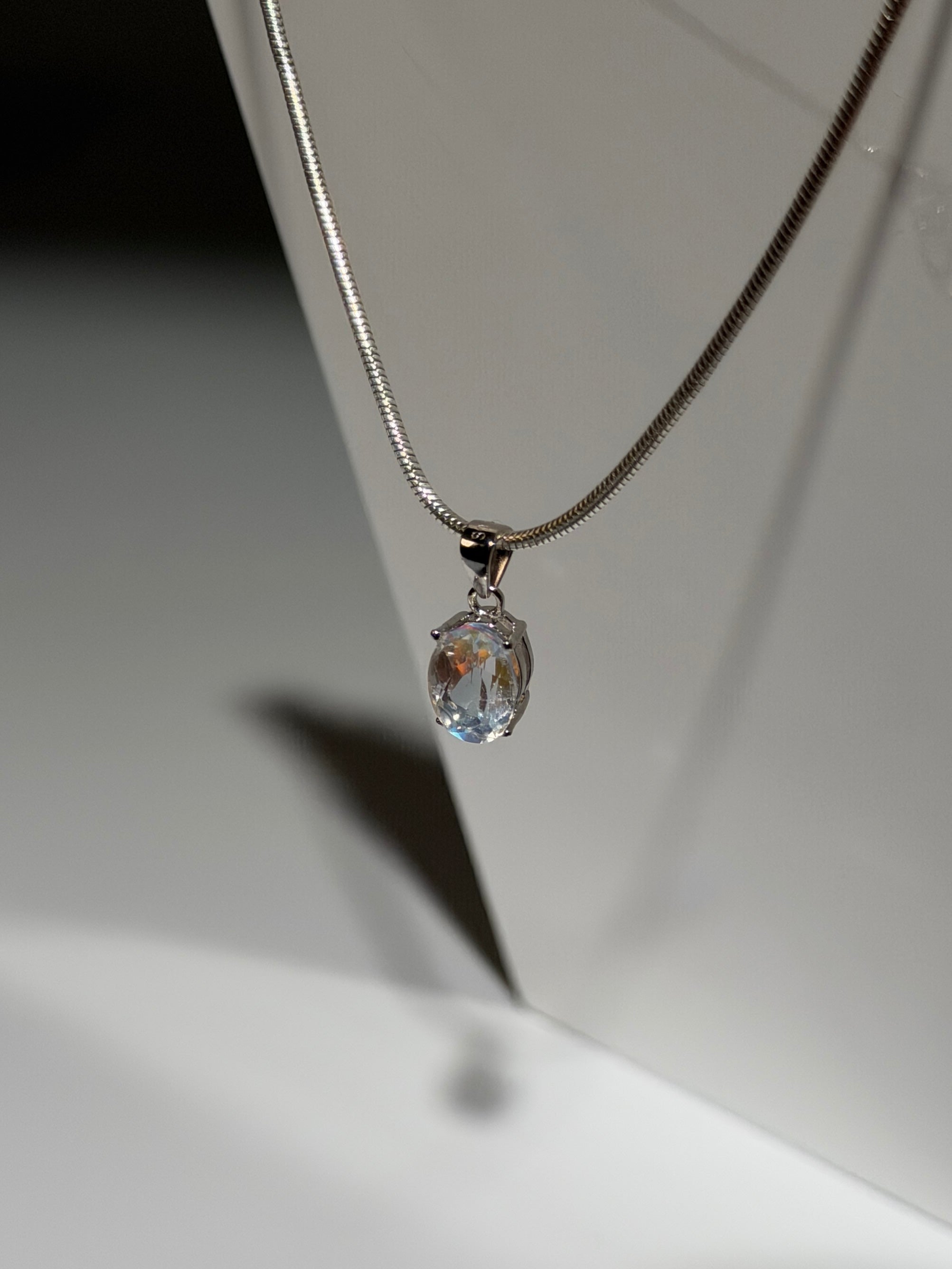 Madagaskar Mondstein Anhänger | Oval | 3