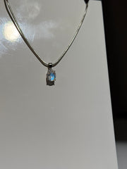 Madagaskar Mondstein Anhänger | Oval | 10
