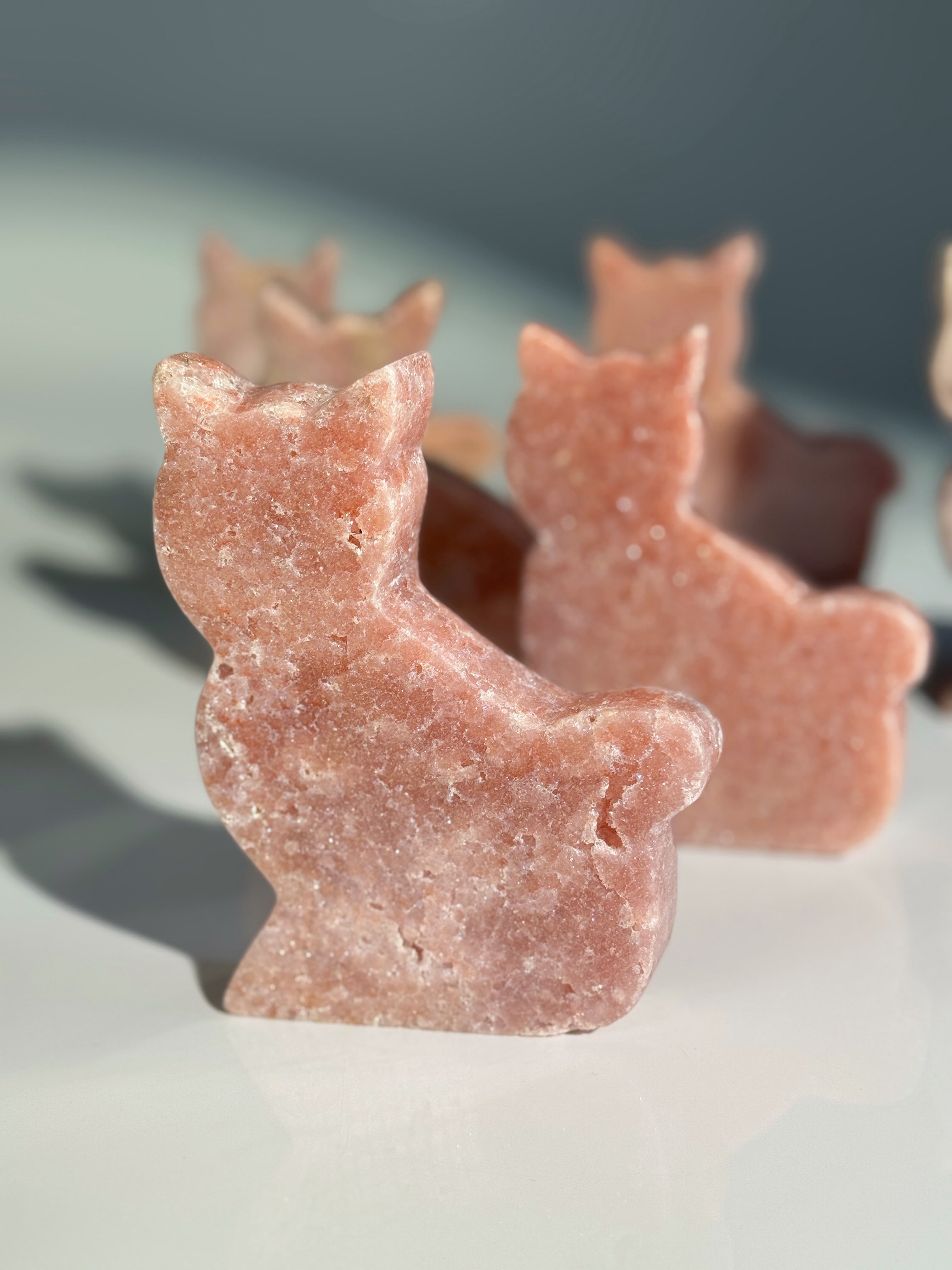 Pink Amethyst Katze