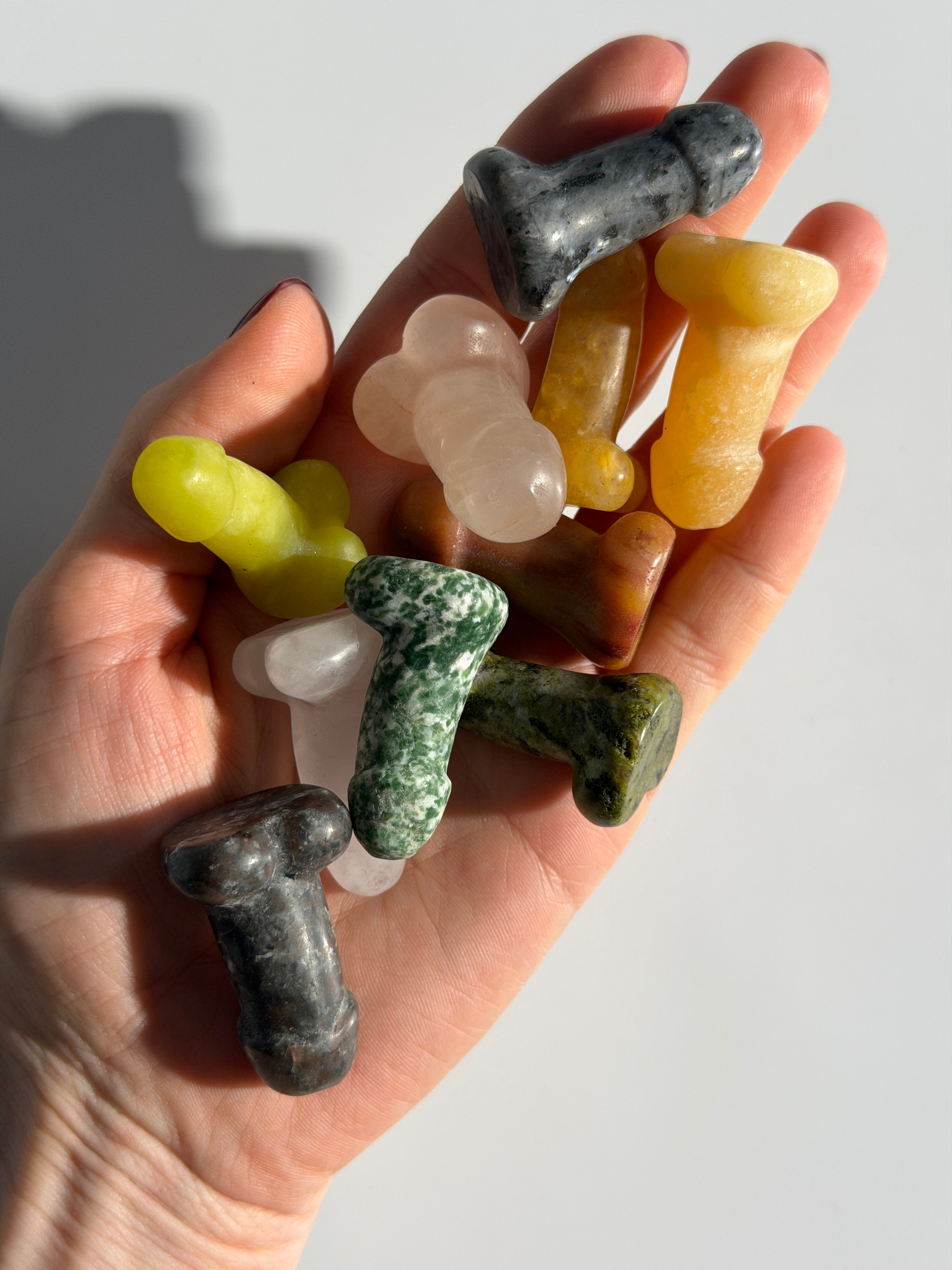 Mini Phallus Mystery