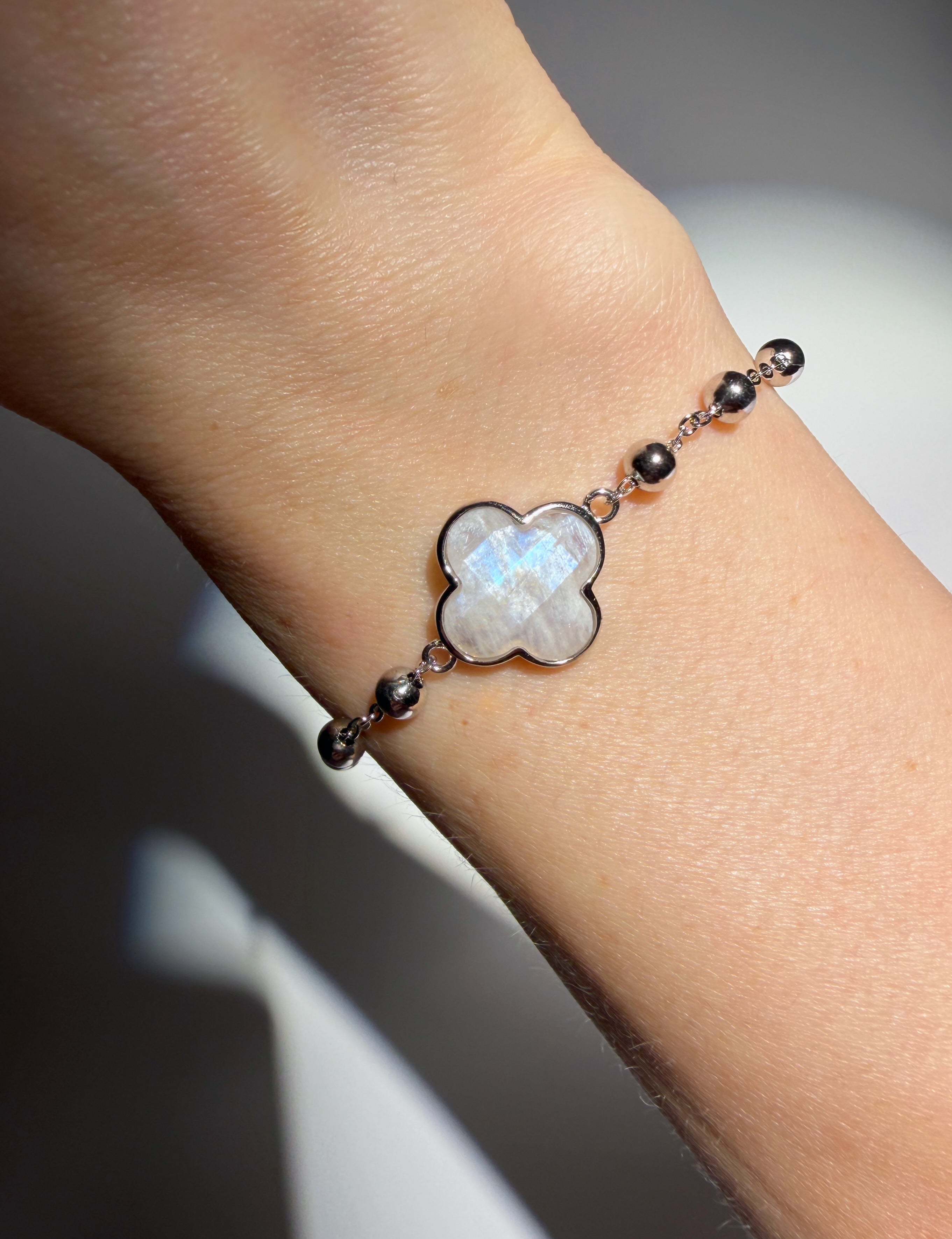 Weißer Mondstein Armband aus Silber