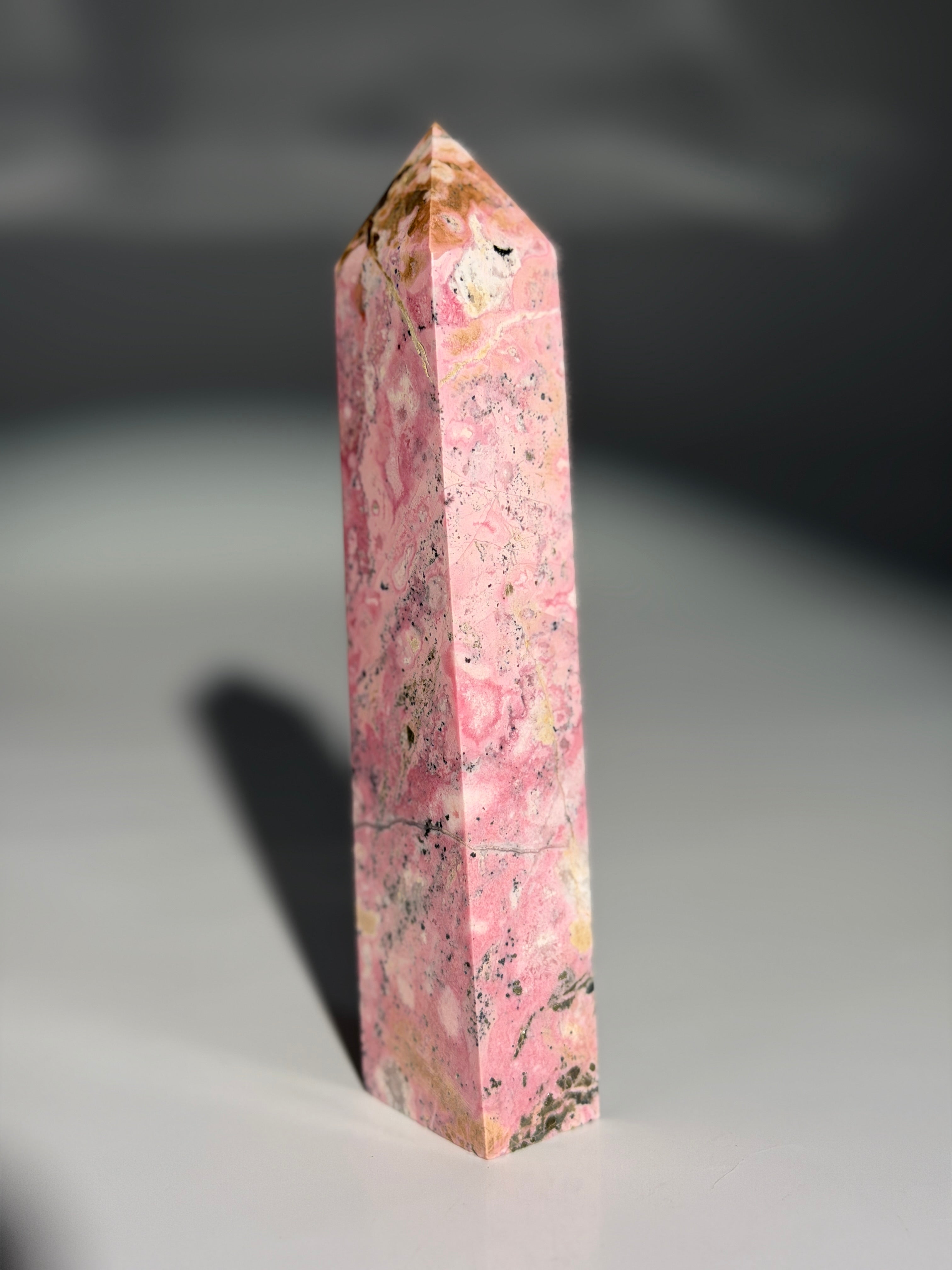 Rhodochrosit Obelisk