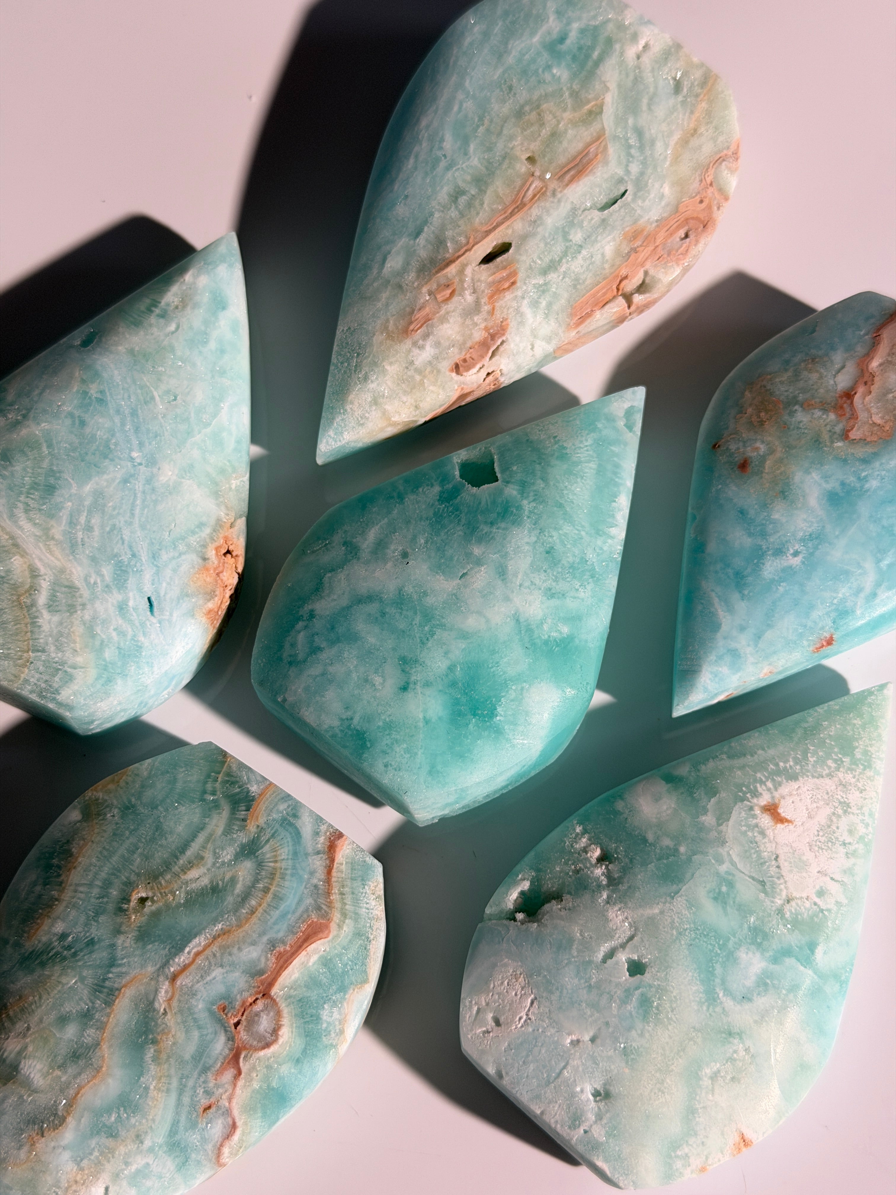 Karibischer Calcit Freeform