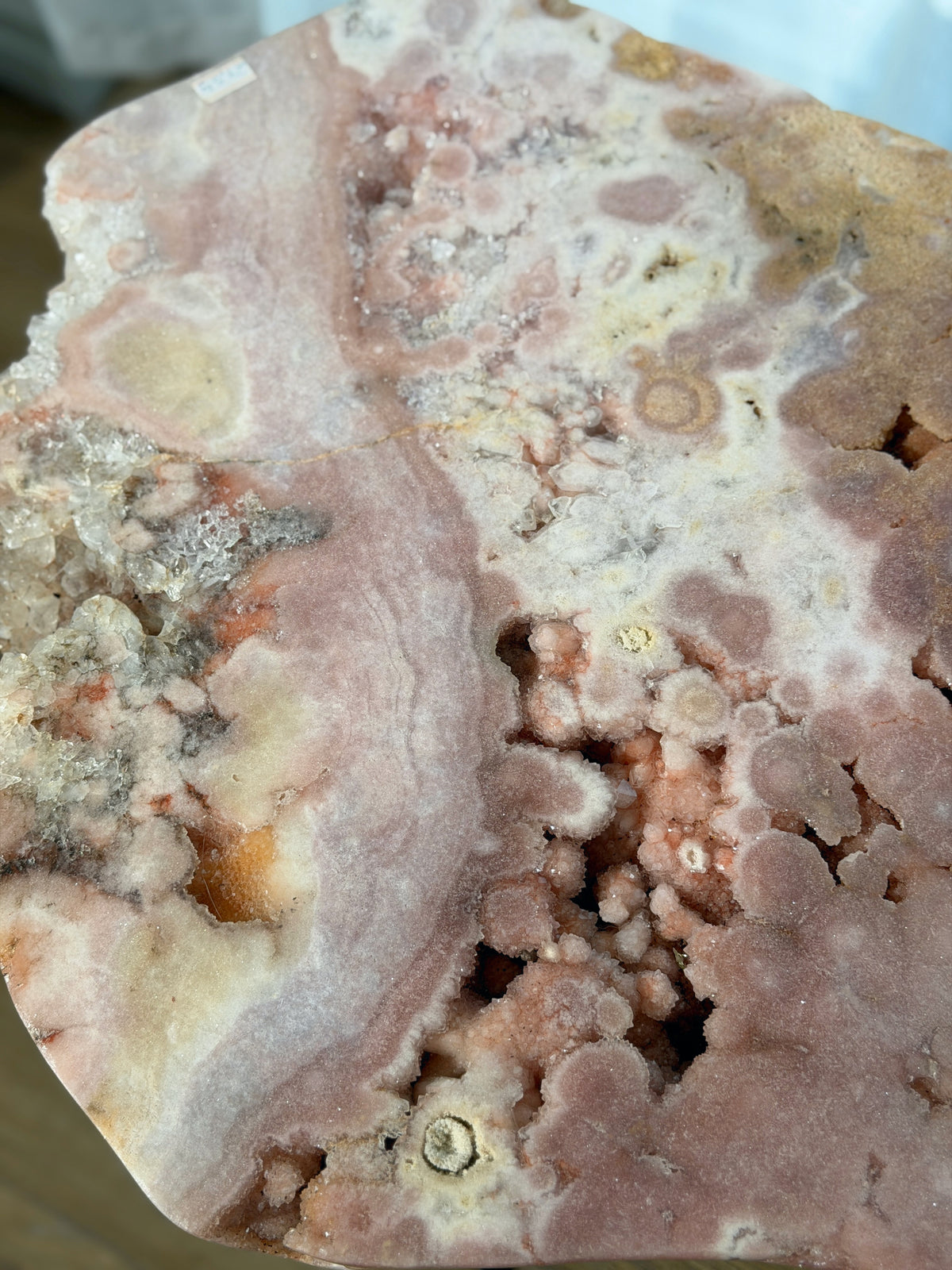 Pink Amethyst Tisch