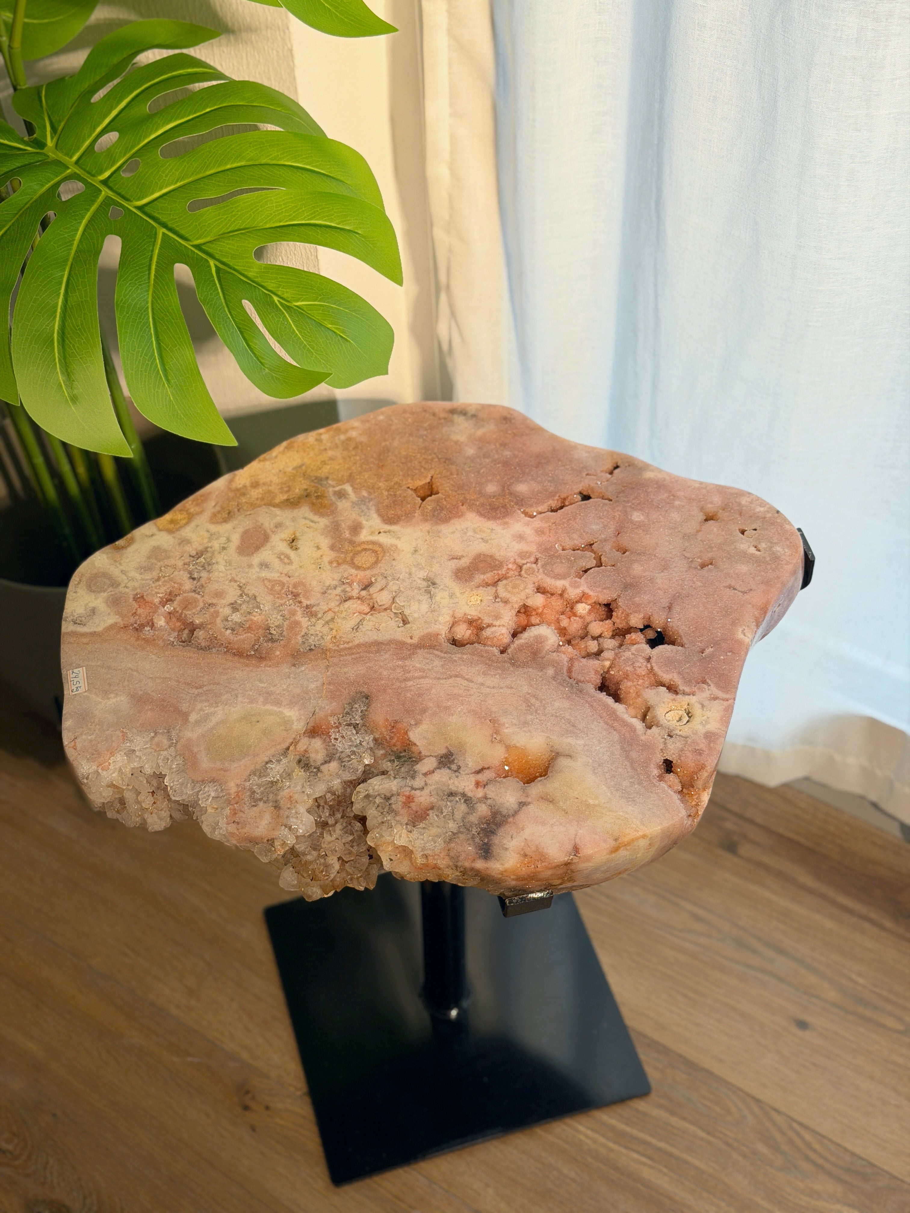 Pink Amethyst Tisch