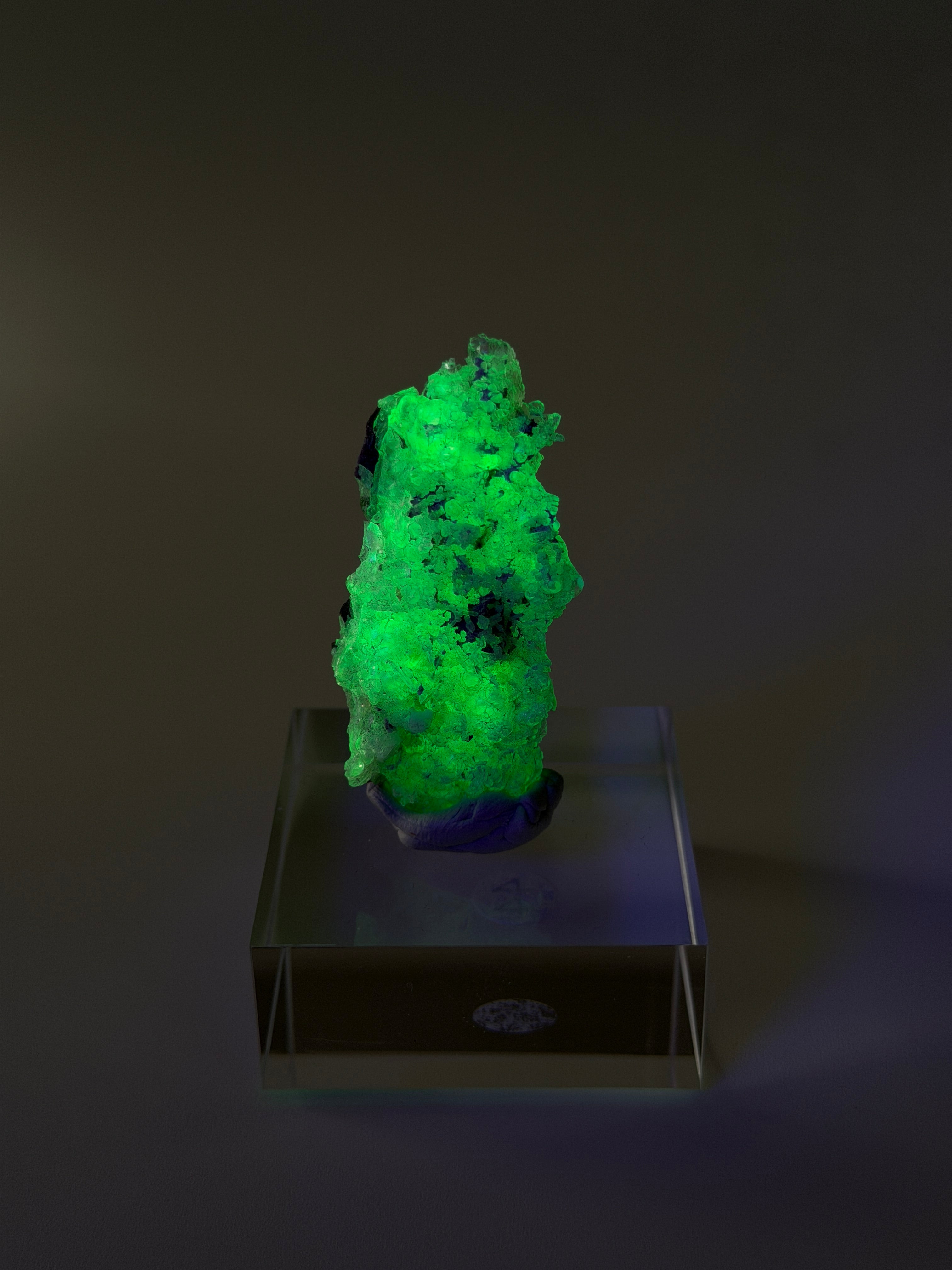 Hyalit Opal | starke UV-Reaktion | Large