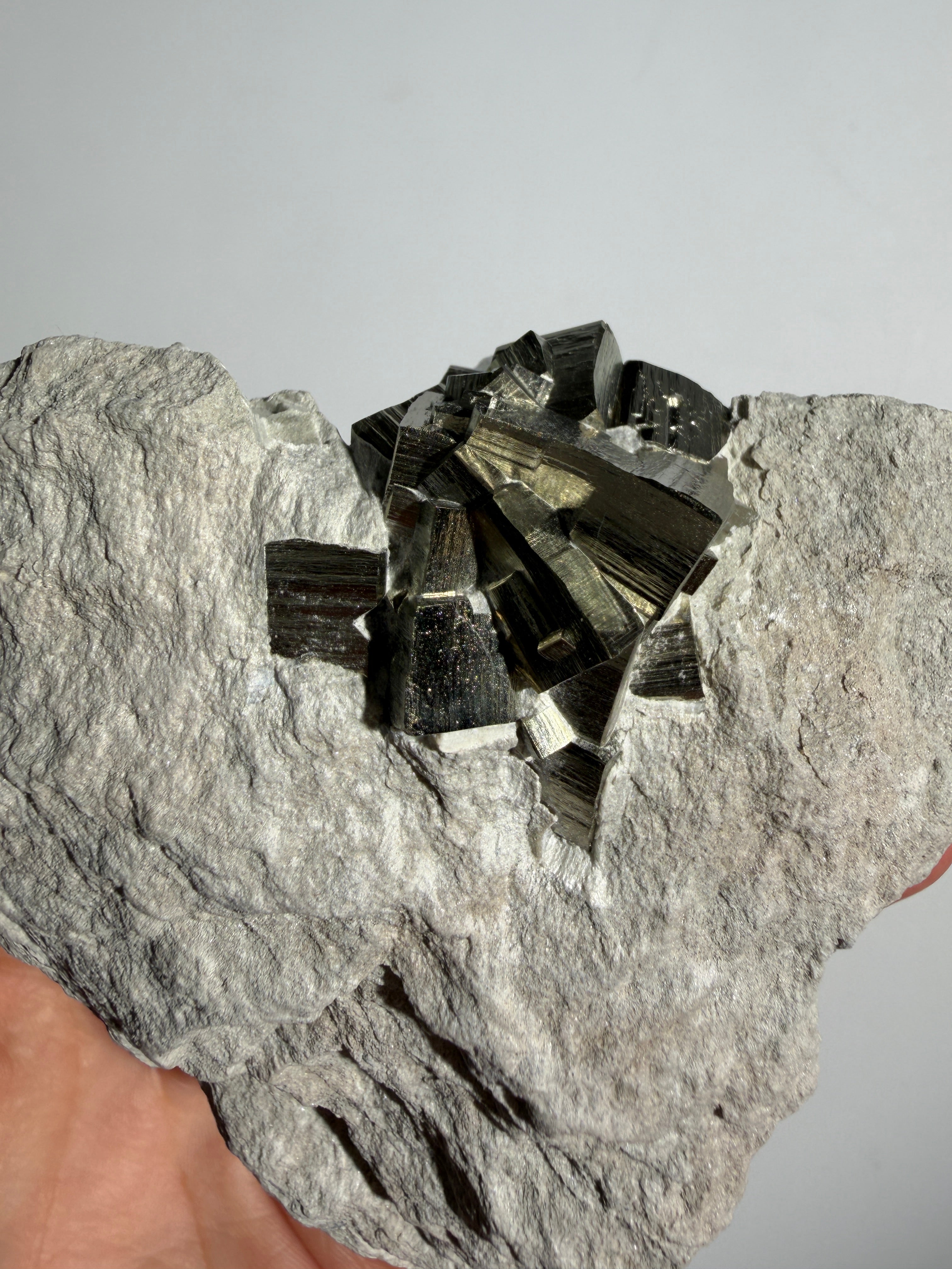 Pyrit Cluster | handmined | Matrix