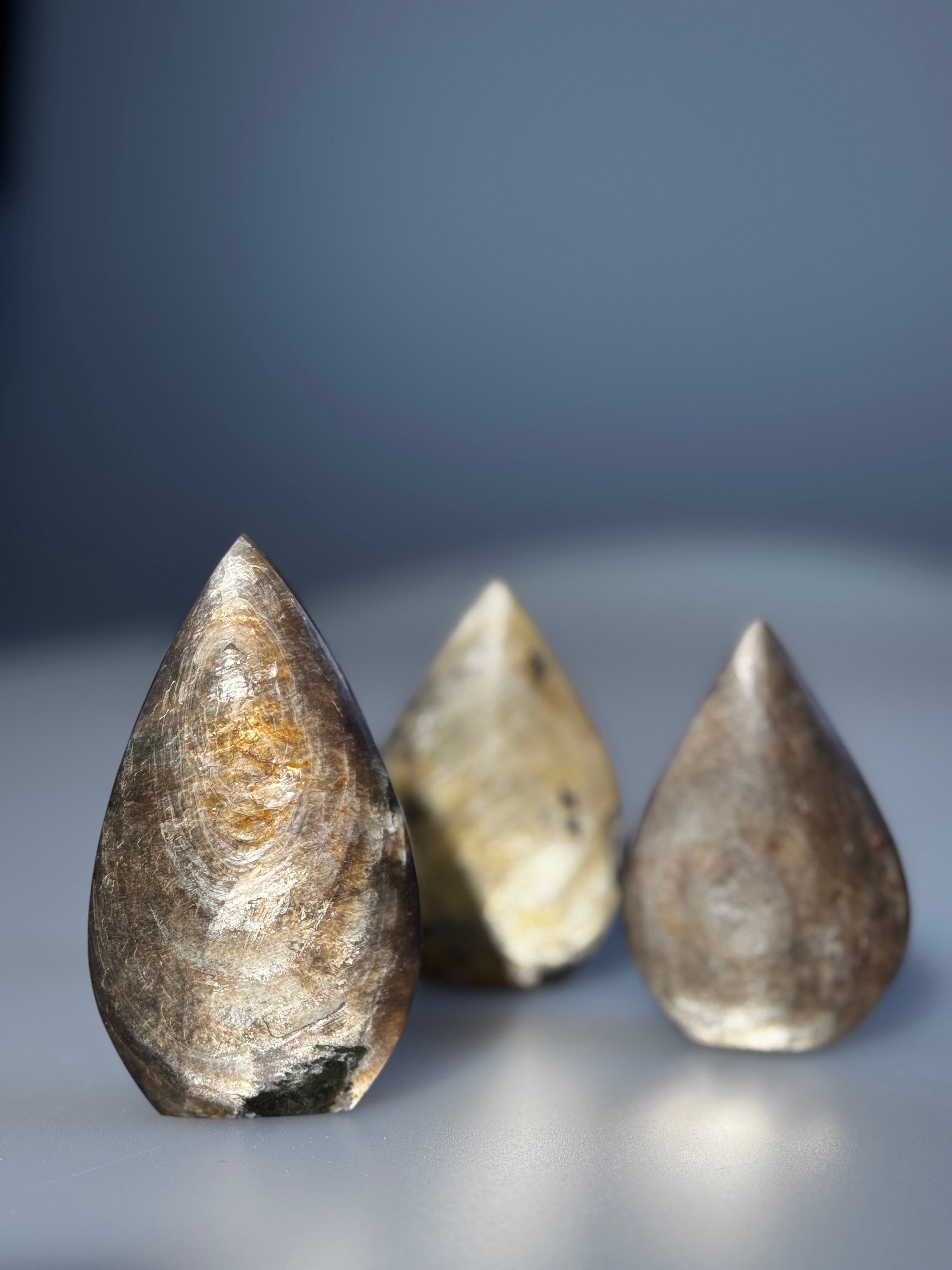 Golden Mica (Muscovit) Freeform
