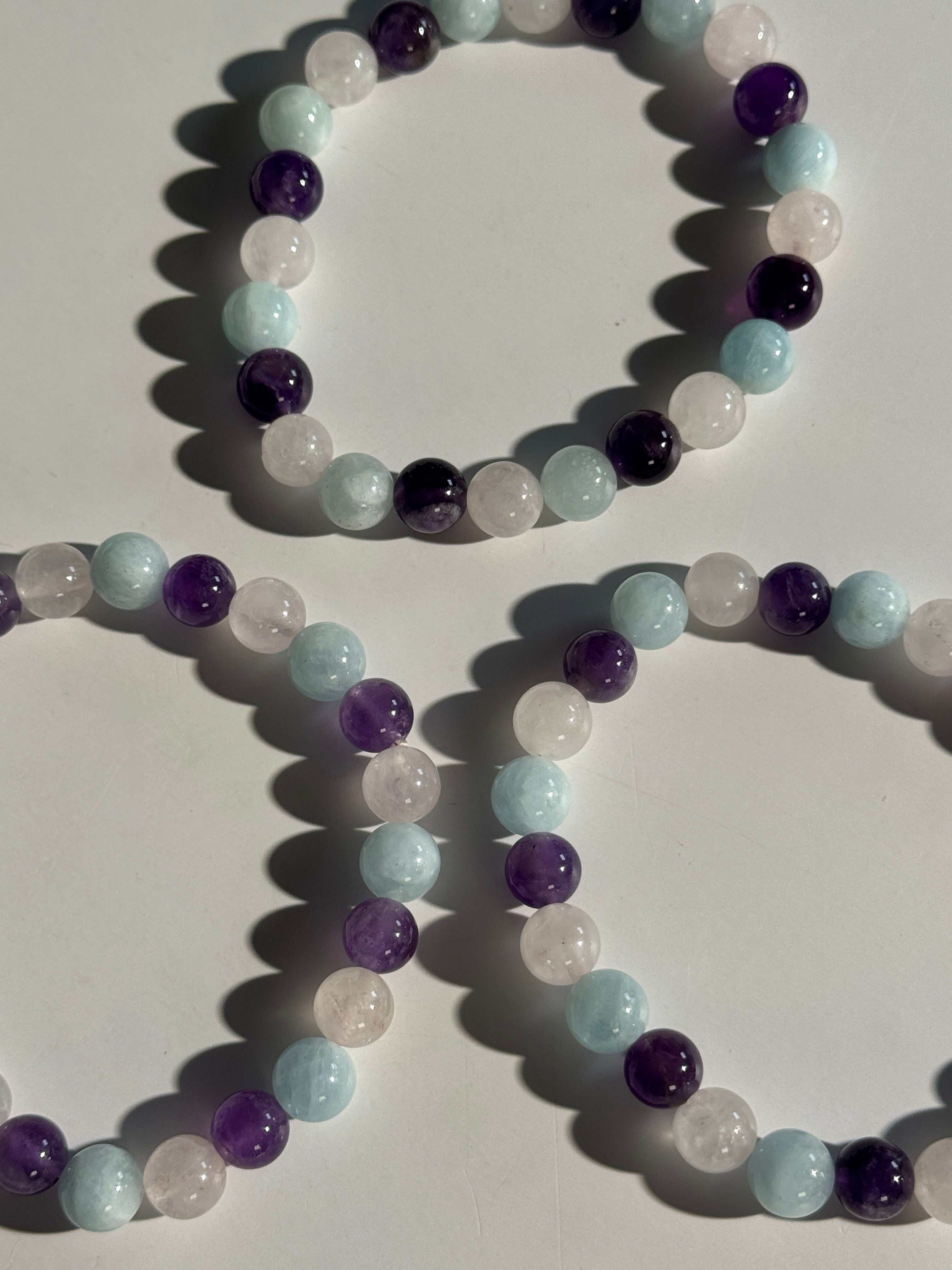 Edelsteintrio mit Aquamarin Kugelarmband