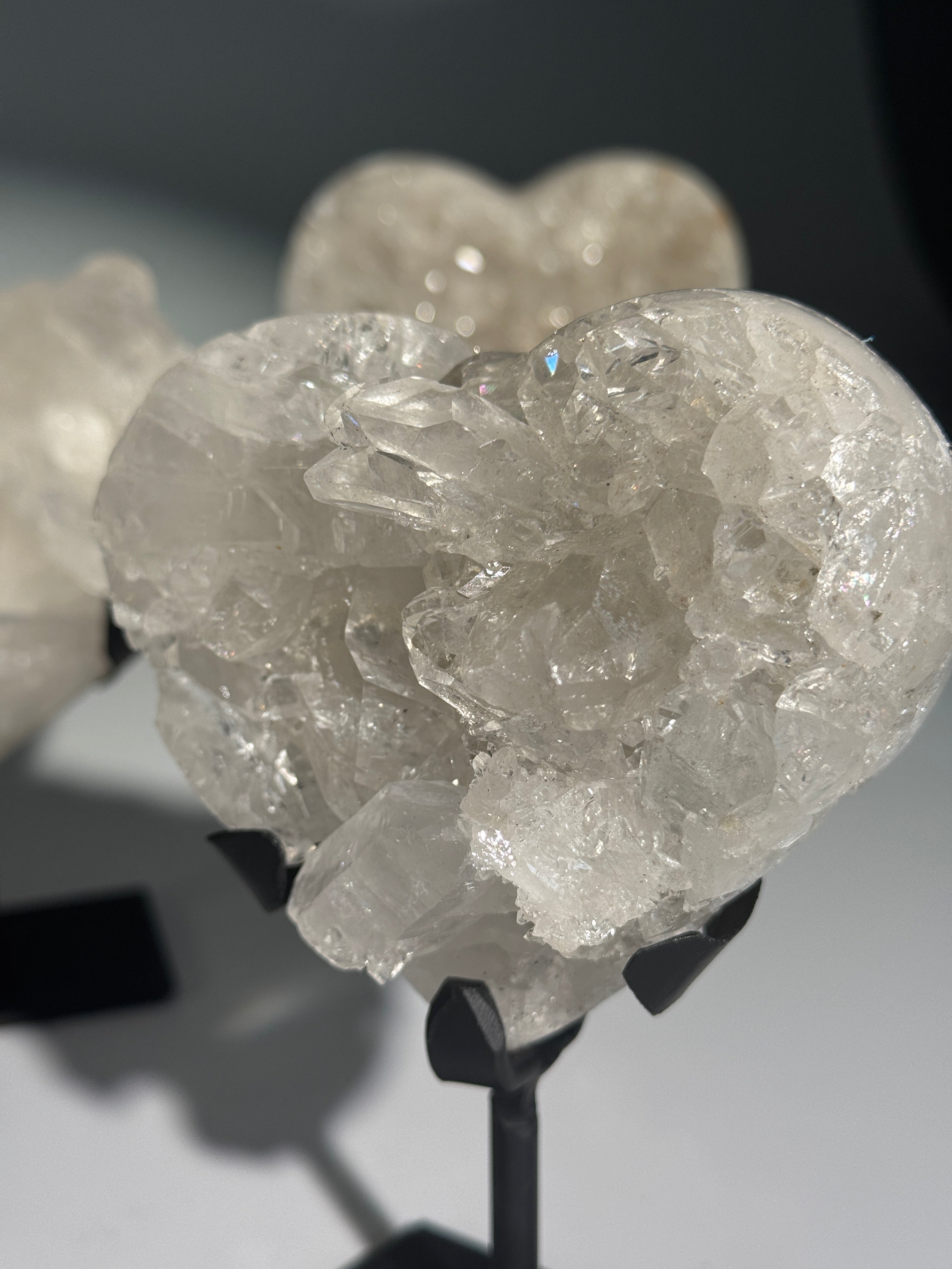 Bergkristall Herz auf Halterung