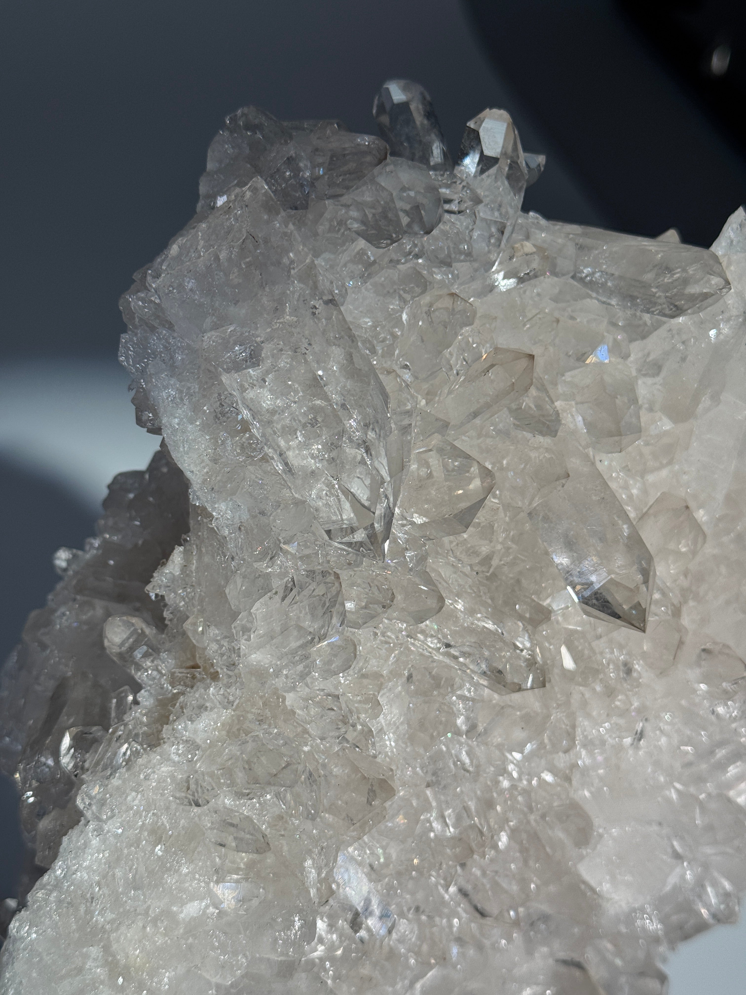 Bergkristall Cluster auf Halterung XL