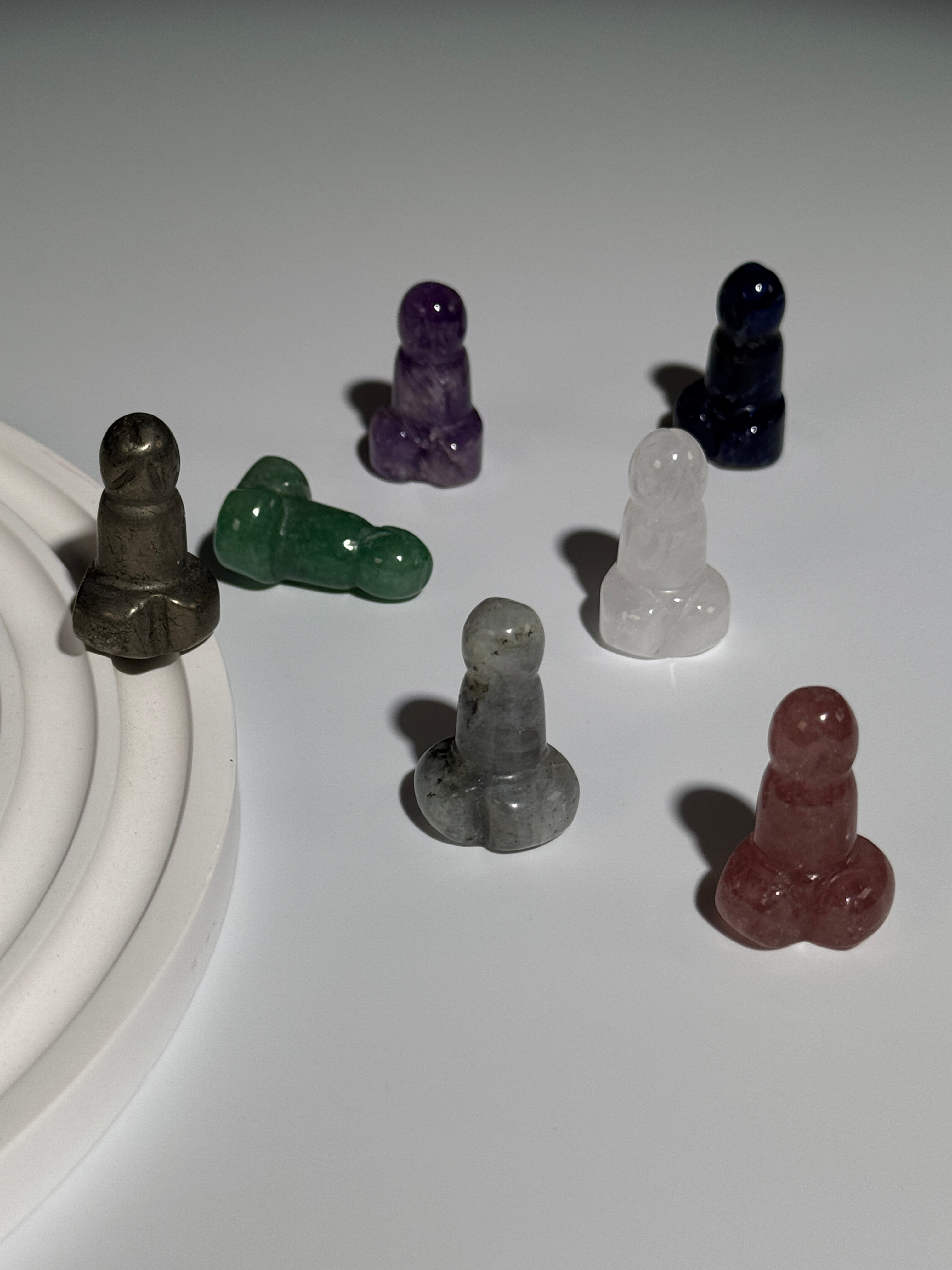 Mini Phallus Mystery