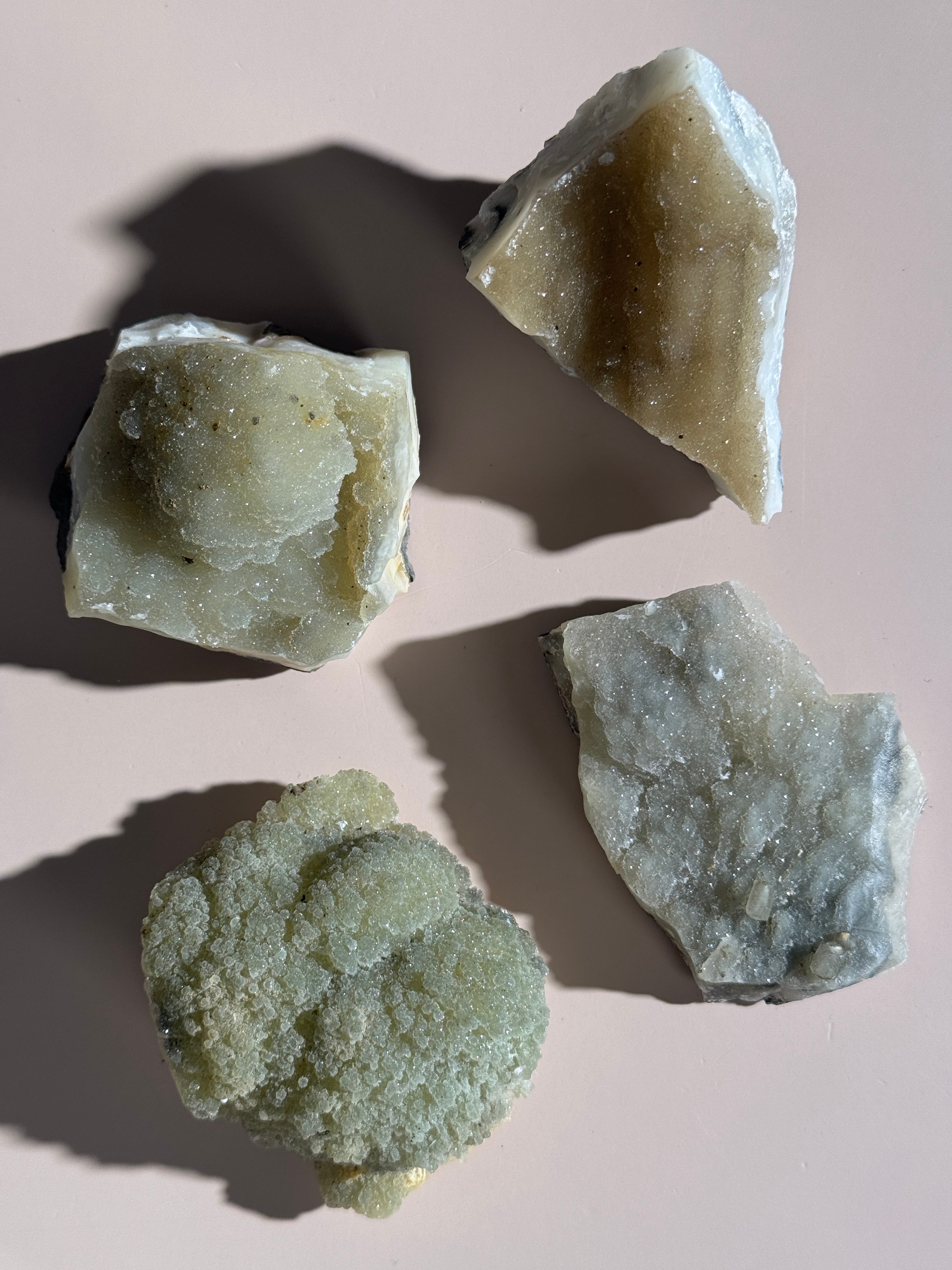 Grünquarz Cluster