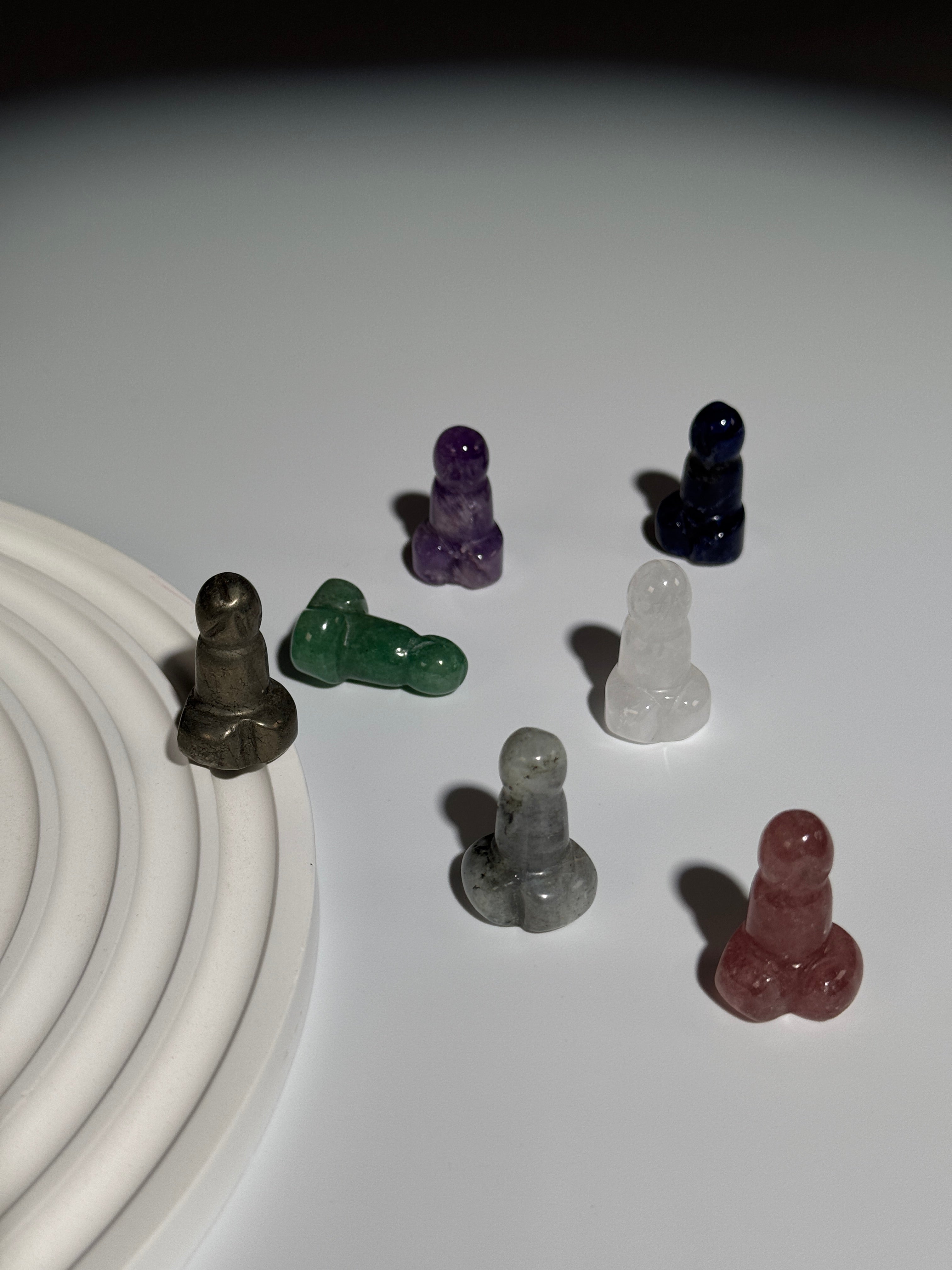 Mini Phallus Mystery