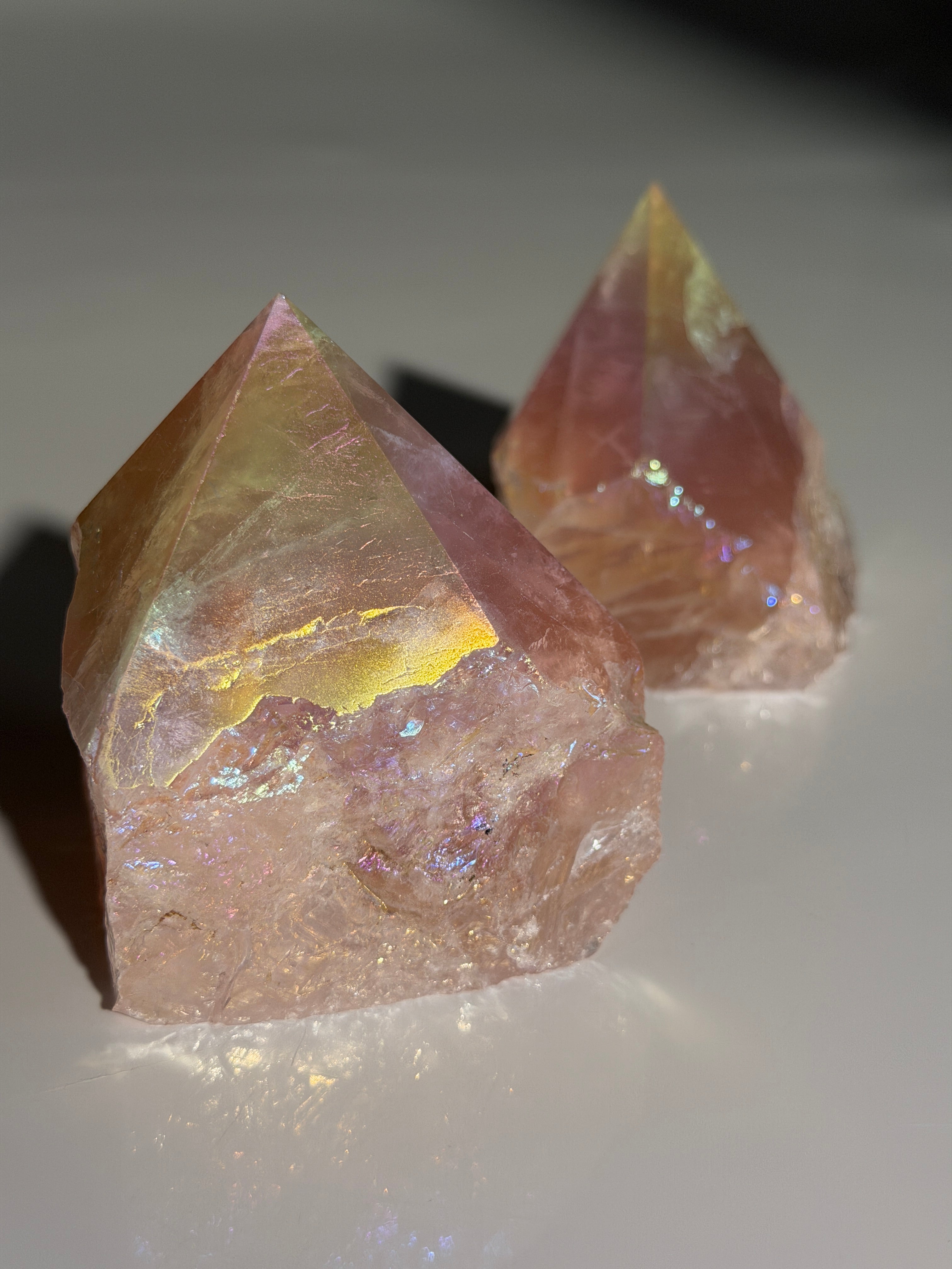 Angel Aura Rosenquarz Halbpoliert