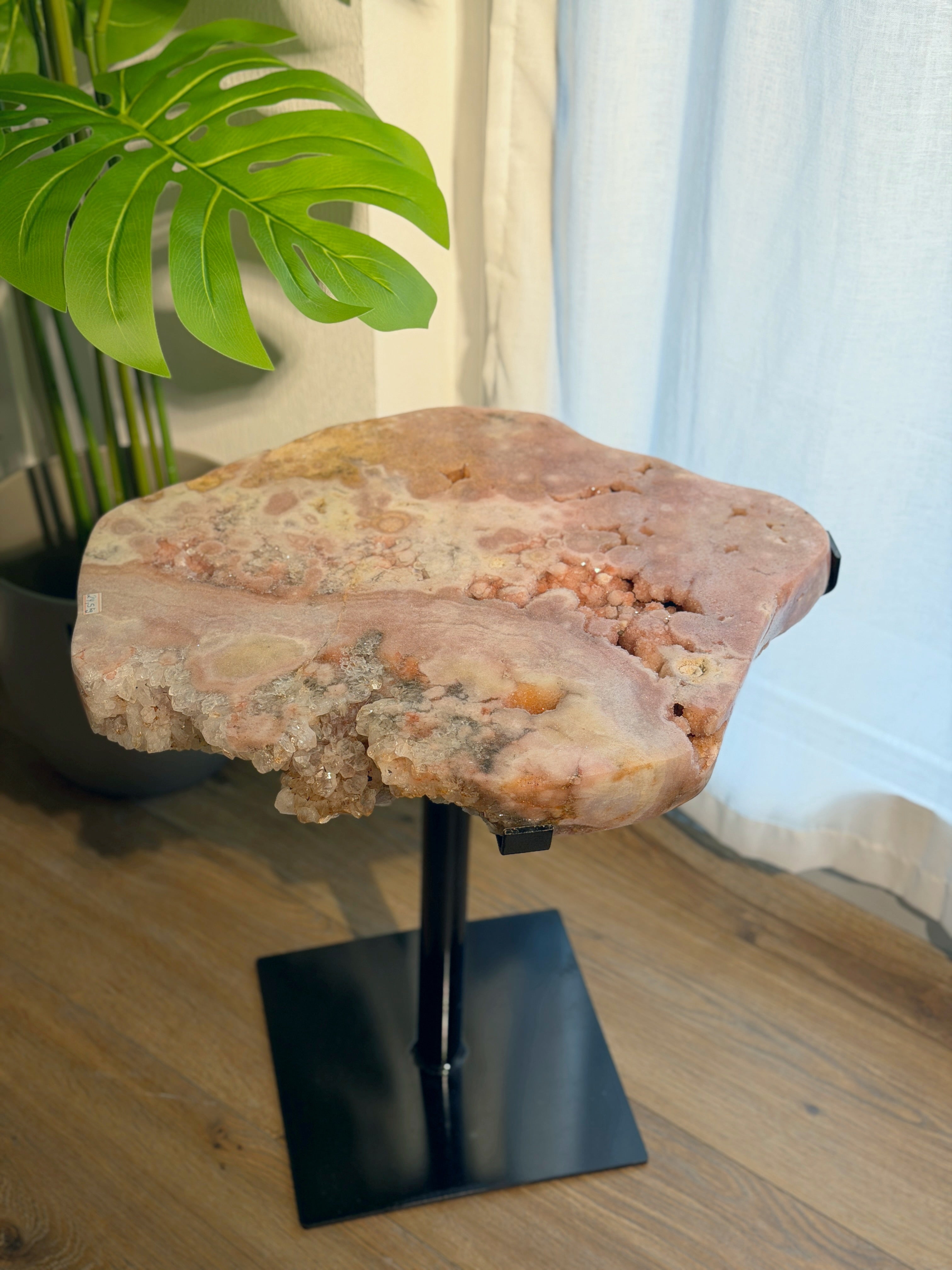 Pink Amethyst Tisch