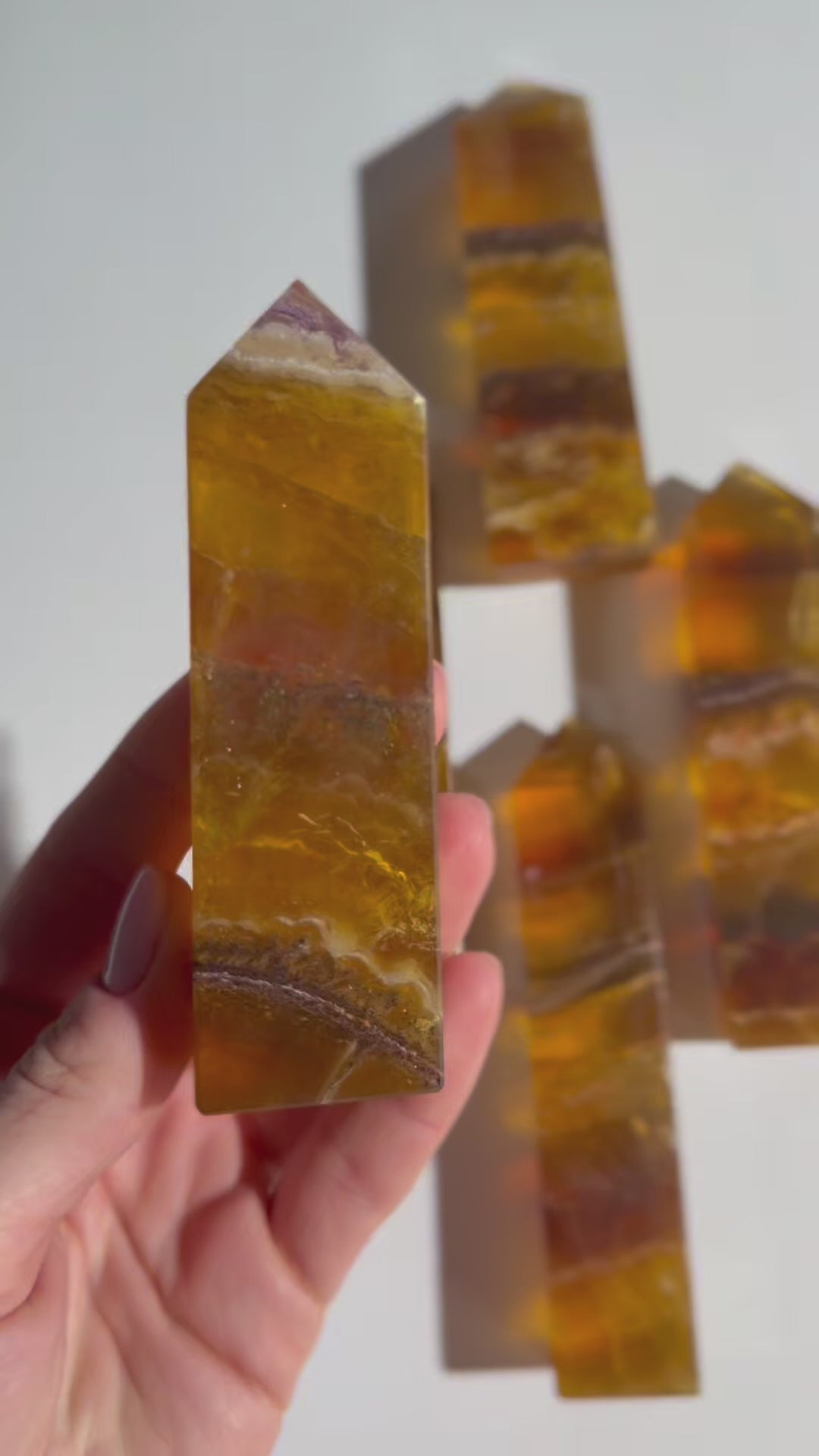 Video laden: Pyrit in Fluorit Turm | Aurolit