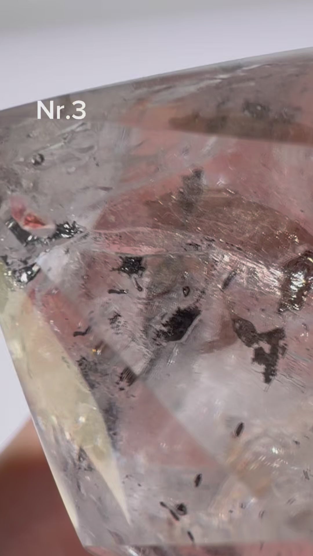 Video laden: Enhydro Quarz | Urzeitwasser im Stein