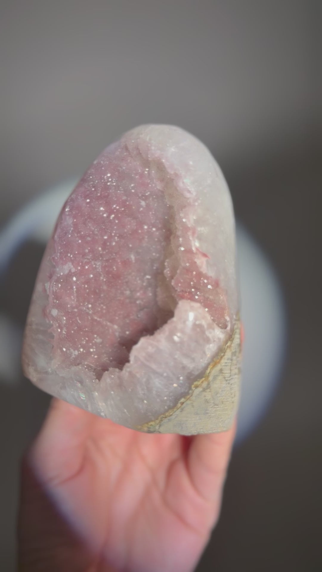 Video laden: Blush Pink Sugar Amethyst | Nr.40