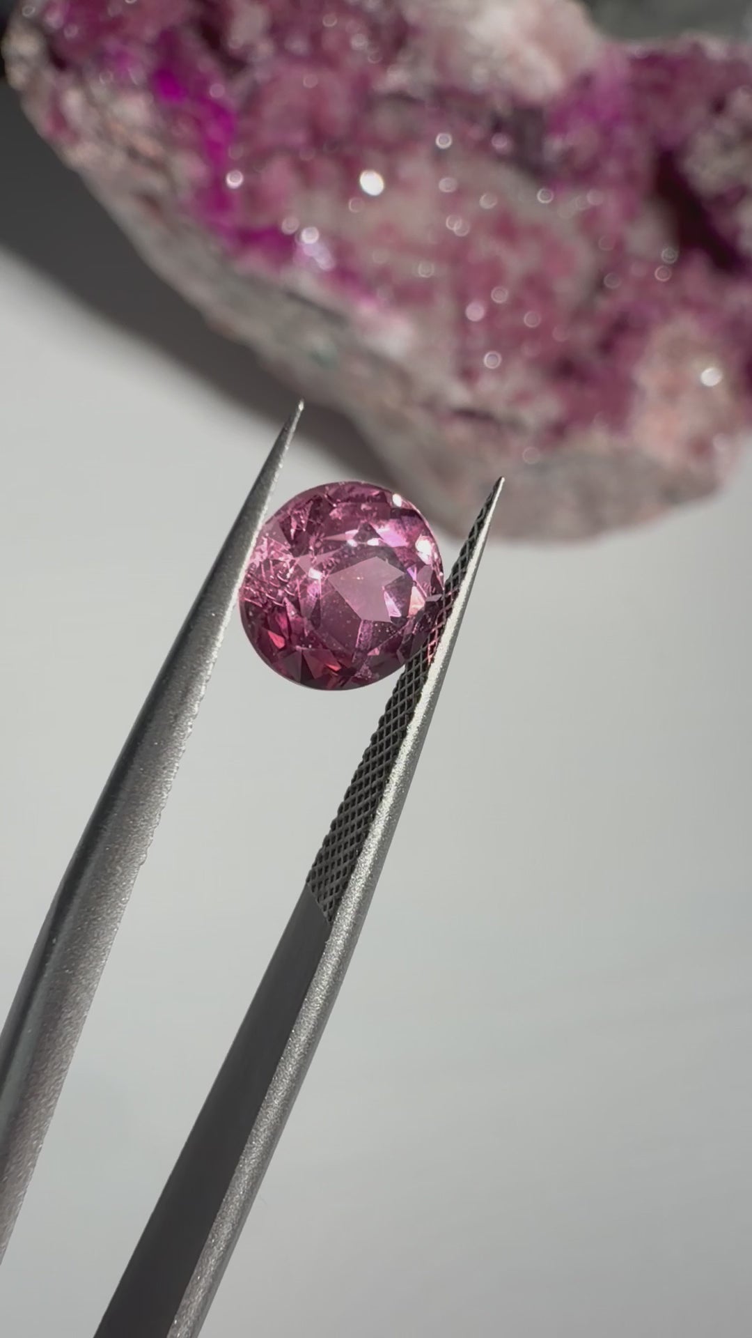 Video laden: Pink Turmalin | 1,75ct
