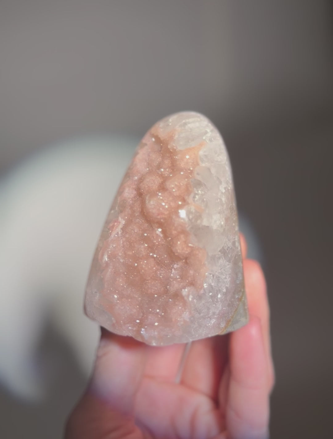 Video laden: Soft Beige Sugar Amethyst | Nr.49