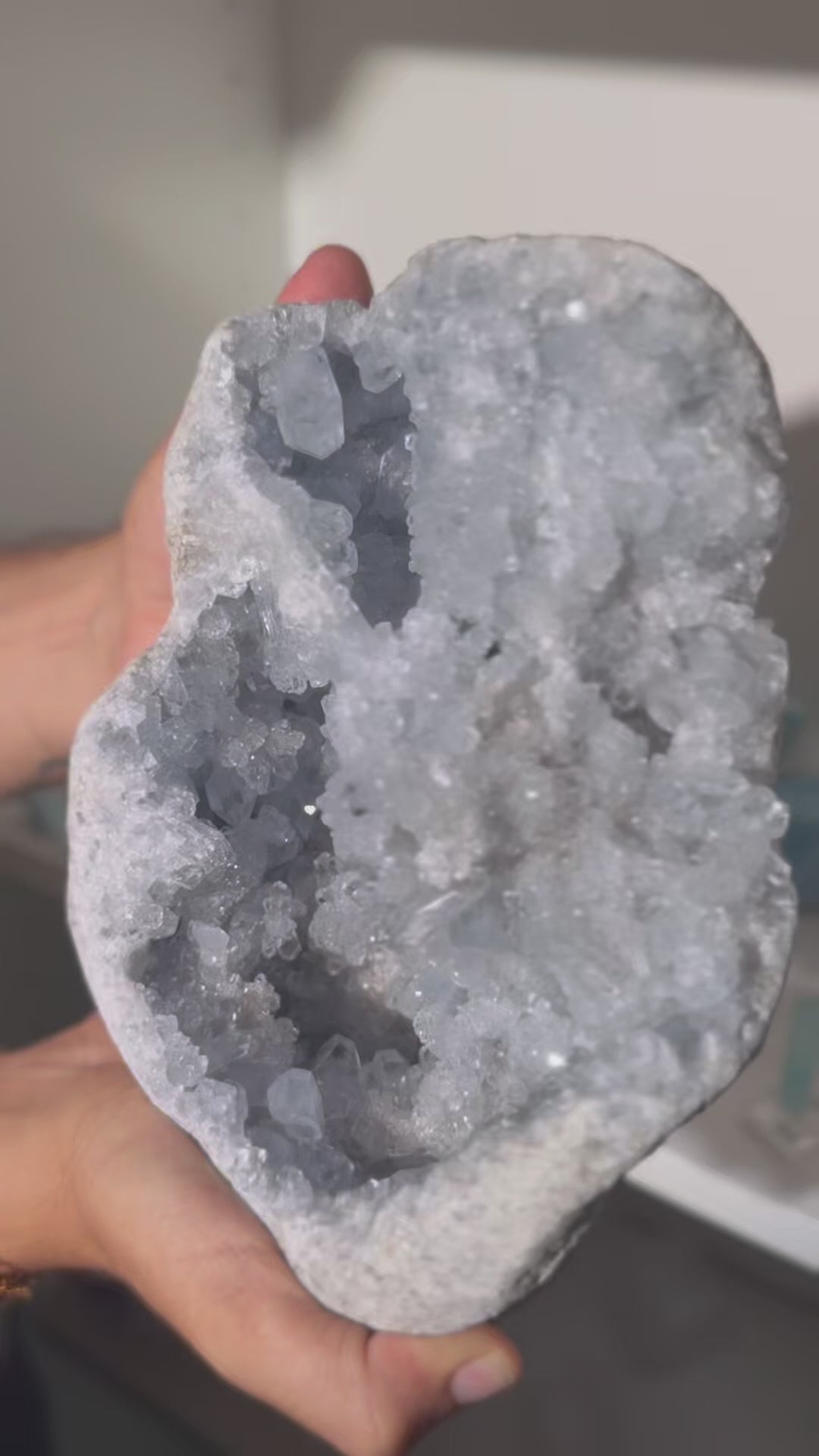 Video laden: Celestit/ Coelestin Geode | Unikat